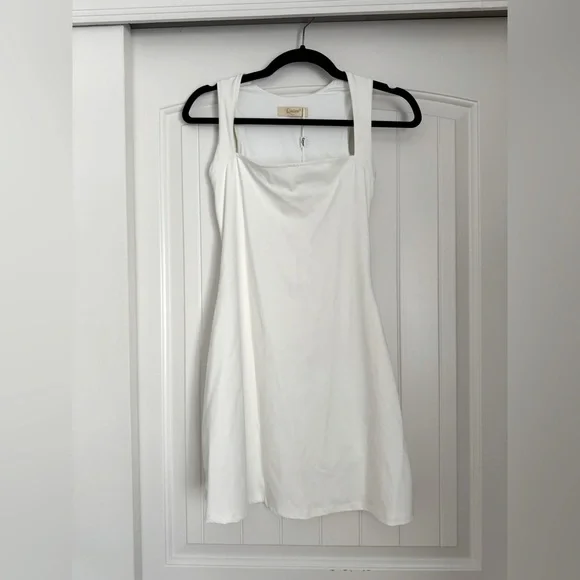 NWT White Athletic Dress double lined athletic material stretchy Size Small - Picture 2 of 8